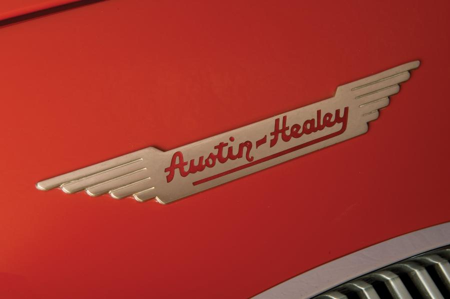 Логотип Austin-Healey 100-4 (BN2) 1955 года  (фото 6 из 39)
